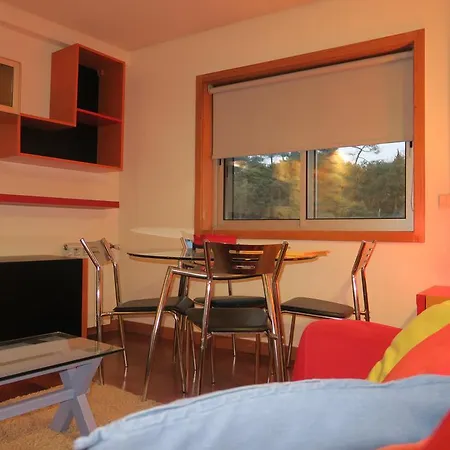 Orange Apartment *